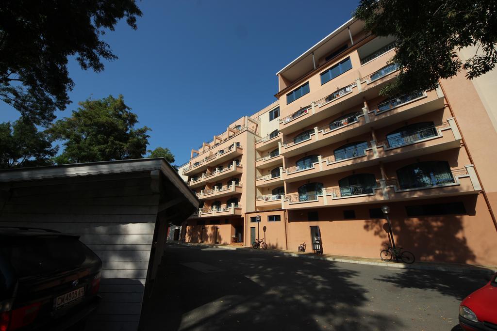 Menada Villa Bonita Apartments 阳光海滩 外观 照片