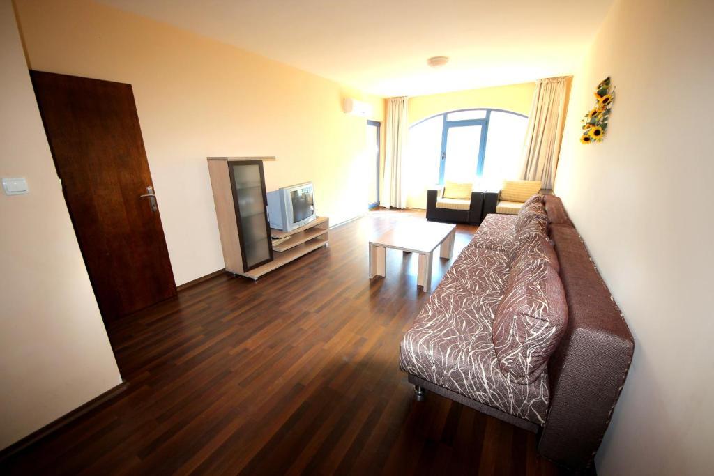 Menada Villa Bonita Apartments 阳光海滩 客房 照片